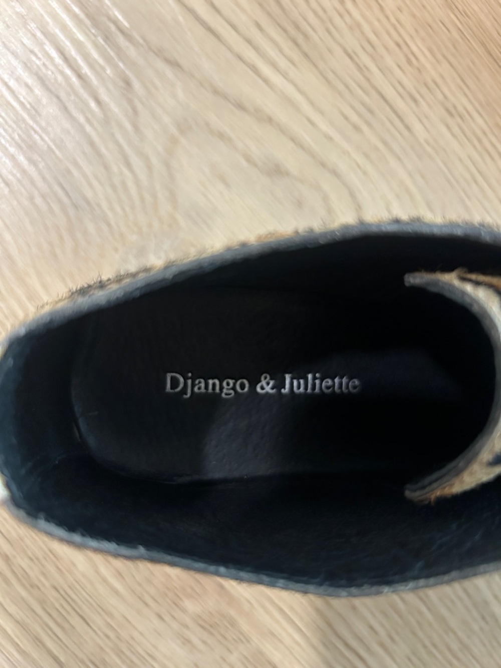 Leopard Print Lace-Up Shoes - Picture 2 of 4